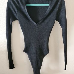 Plunge body suit
